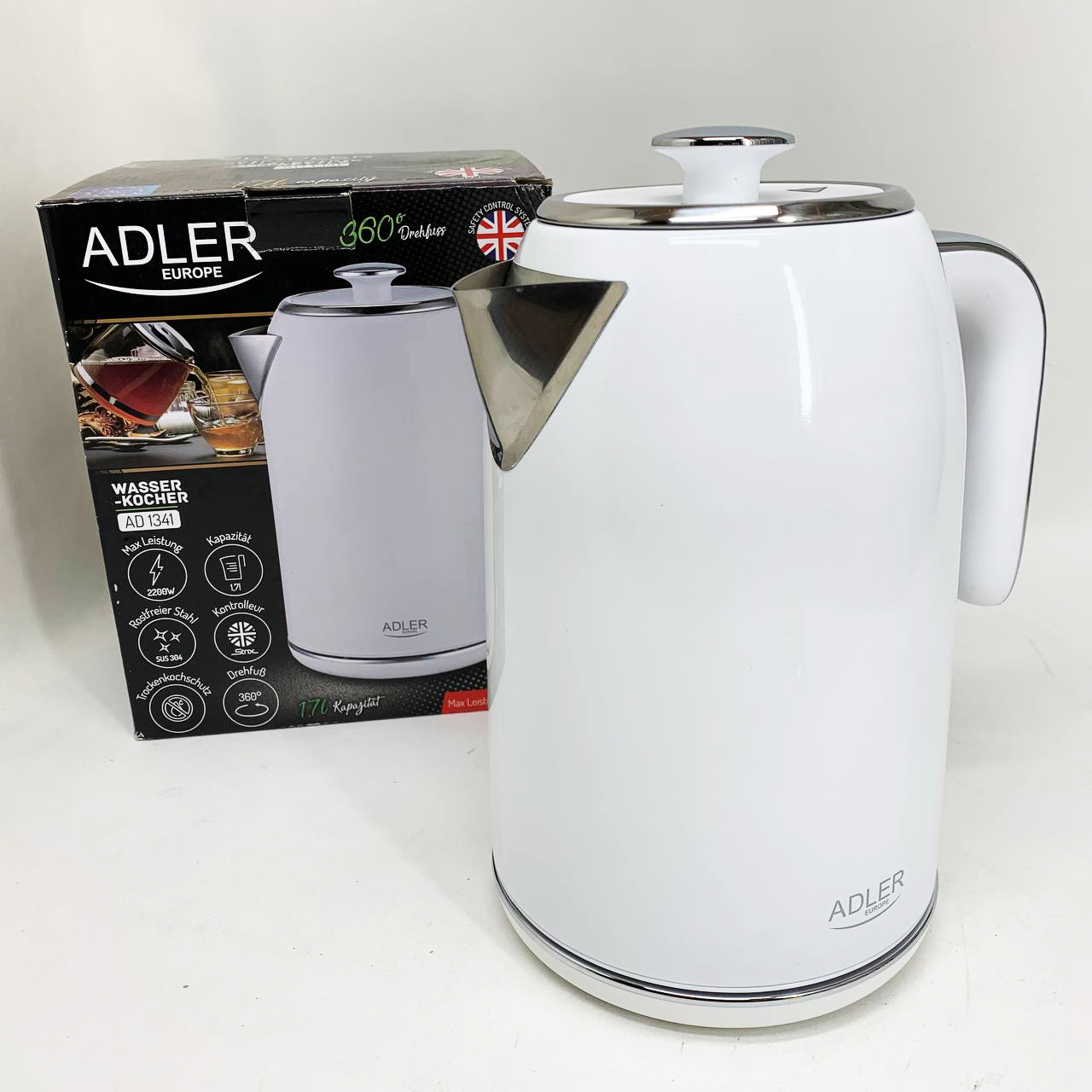 Електрочайник Adler AD 1341 0.8л 1850Вт