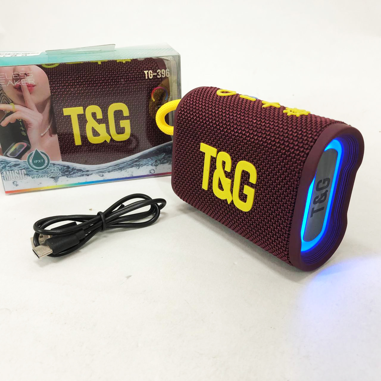 Bluetooth-колонка TG396. Колір: бордовий