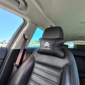 Набір шкіряних подушок Citroën з натуральної італійської шкіри + фірмовий брелок у подарунок