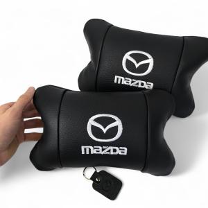 Набір шкіряних подушок Mazda з вишивкою логотипу + подарунок – шкіряний брелок