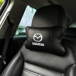 Набір шкіряних подушок Mazda з вишивкою логотипу + подарунок – шкіряний брелок