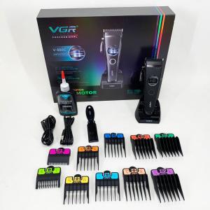 Акумуляторна машинка для стрижки VGR V-880C. Колір: чорний