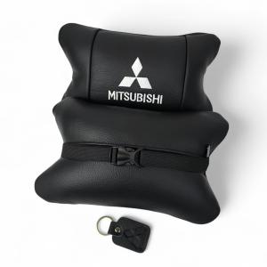 Подушки Mitsubishi з натуральної шкіри, Автоподушки на підголовник + шкіряний брелок з логотипом